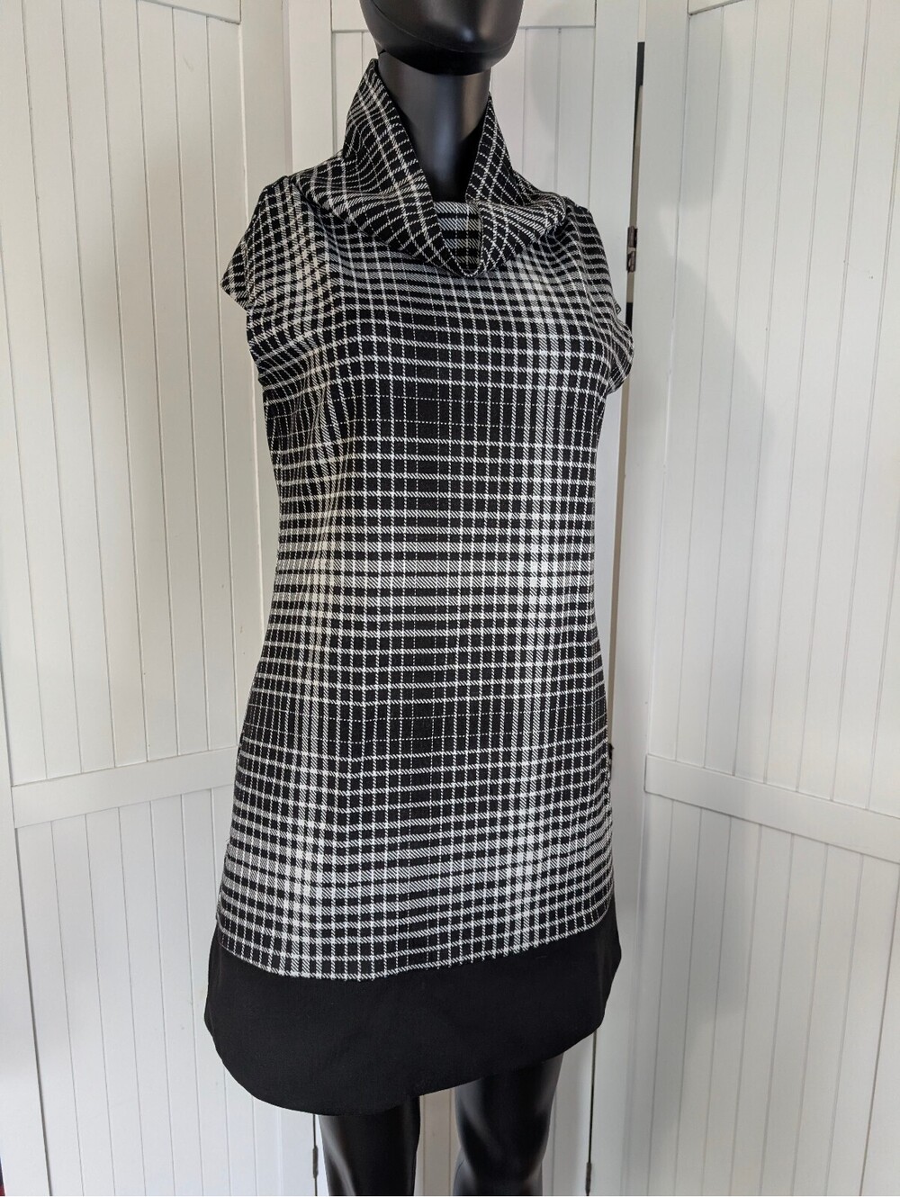 Express Black White Plaid Cowl Neck Sweater Dress Women's Medium Stretch Knit
